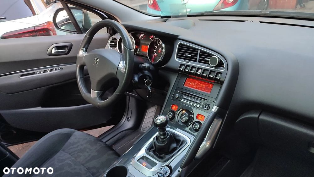 Peugeot 3008 HDi 115 Active - 18
