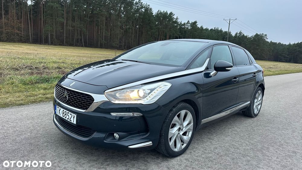 DS Automobiles DS 5