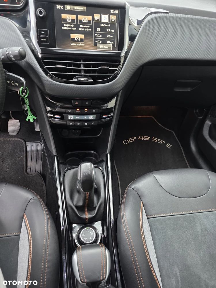Peugeot 2008 1.2 Pure Tech Crossway S&S - 17