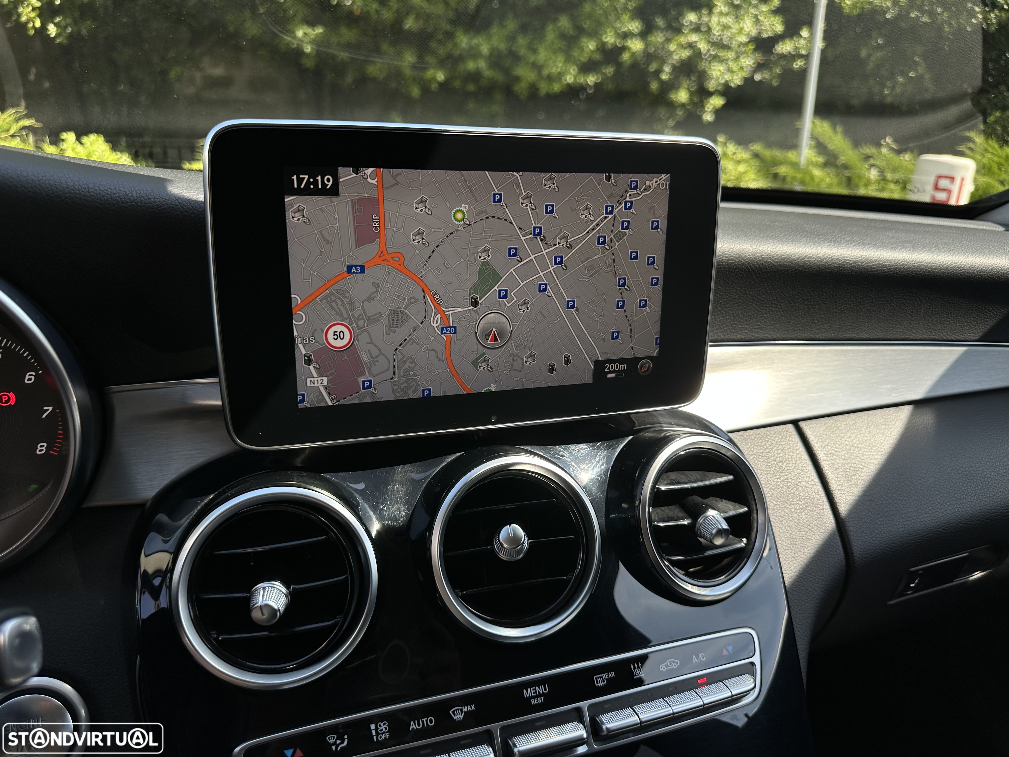 Mercedes-Benz C 350 e - 31