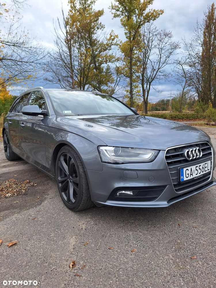 Audi A4 Avant 2013 photo 4