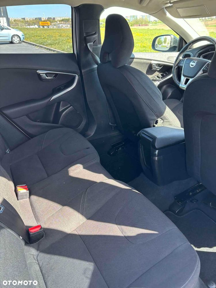 Volvo V40 Cross Country - 7