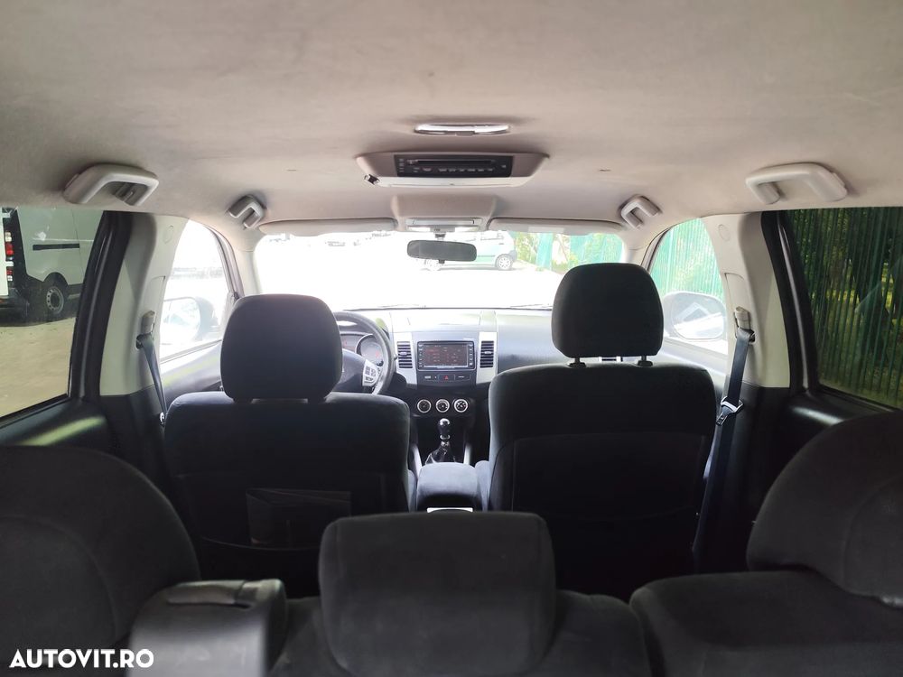 Mitsubishi Outlander 2.0 DI-D Instyle+ - 5