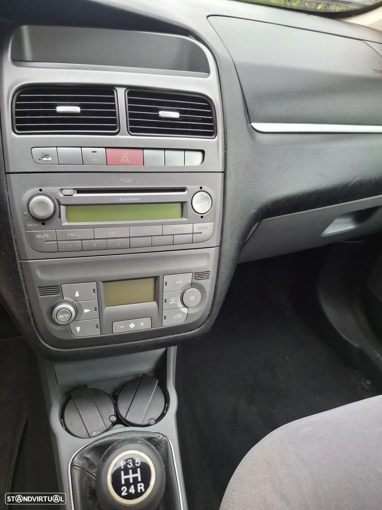 Fiat Linea 1.3 M-Jet Emotion - 9