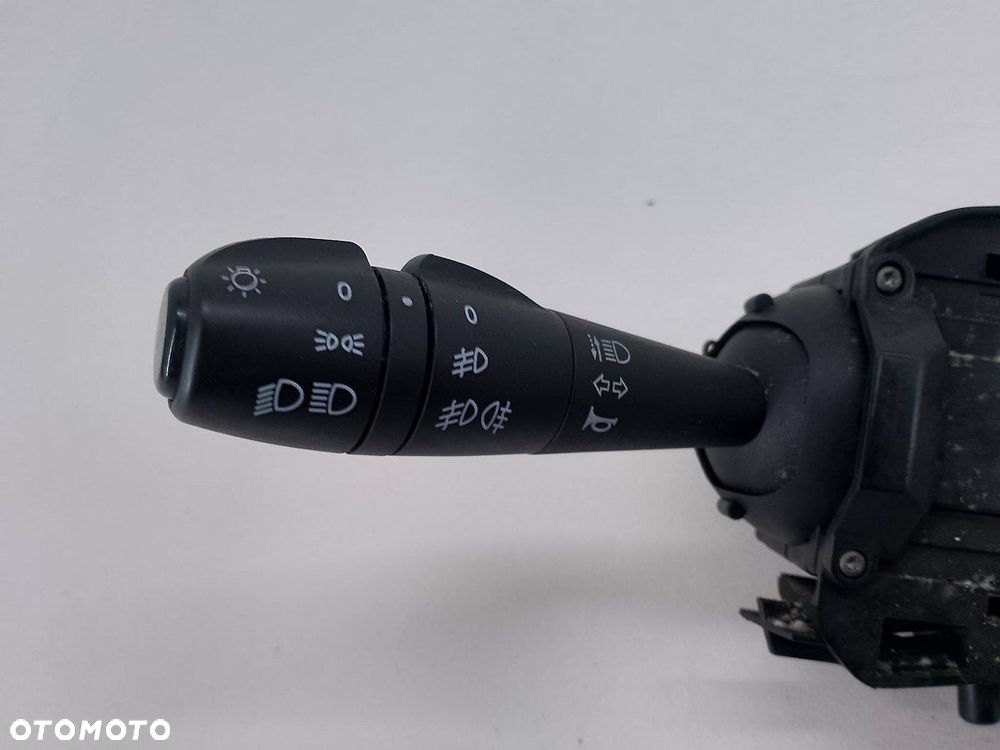 PRZEŁĄCZNIK ZESPOLONY DACIA DOKKER 681728631R 1.5 DCI - 2