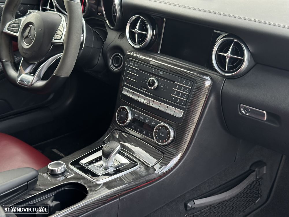 Mercedes-Benz SLC 43 AMG 9G-TRONIC RedArt Edition - 31
