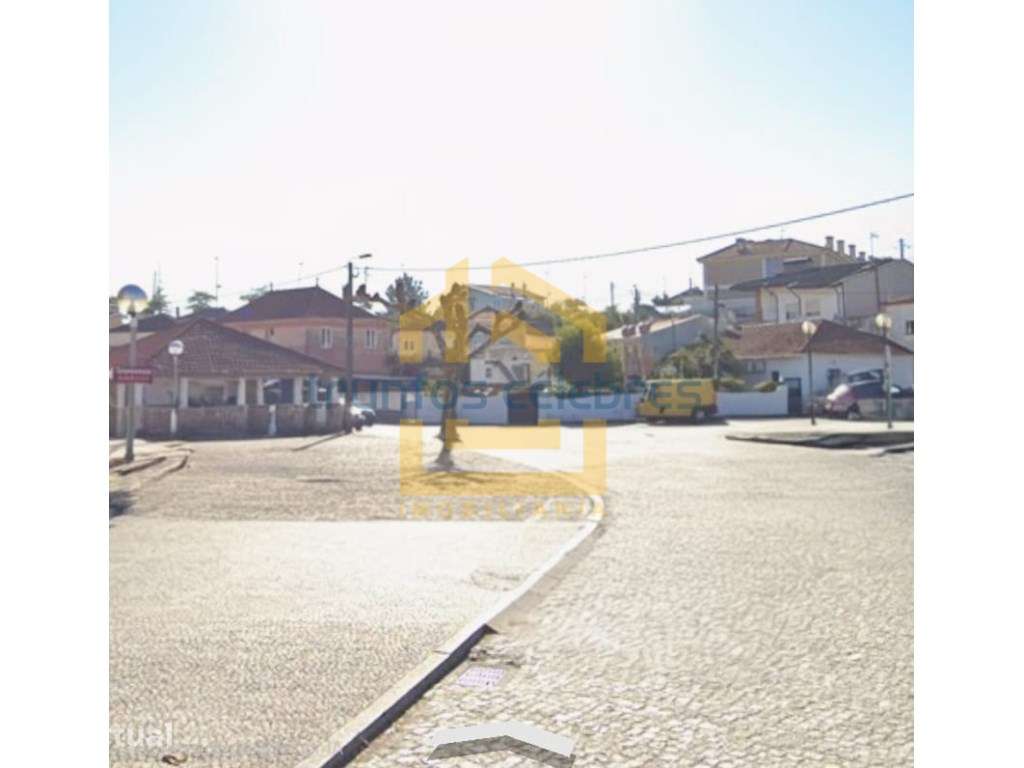 T2 com 3 Frentes e Garagem Fechada |Arvore -Vila do Conde - Grande imagem: 3/10