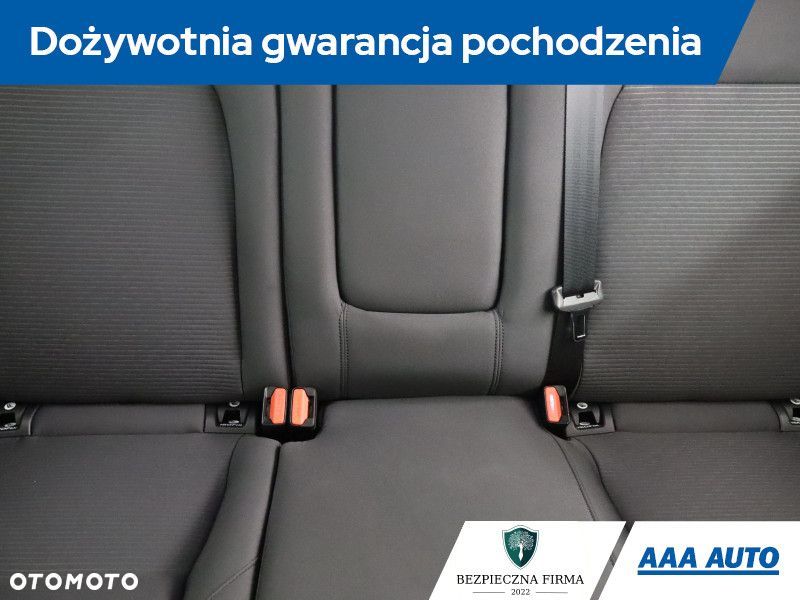 Land Rover Discovery Sport - 12