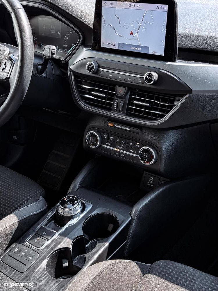 Ford Focus 1.5 TDCi ECOBlue Connected Aut. - 15