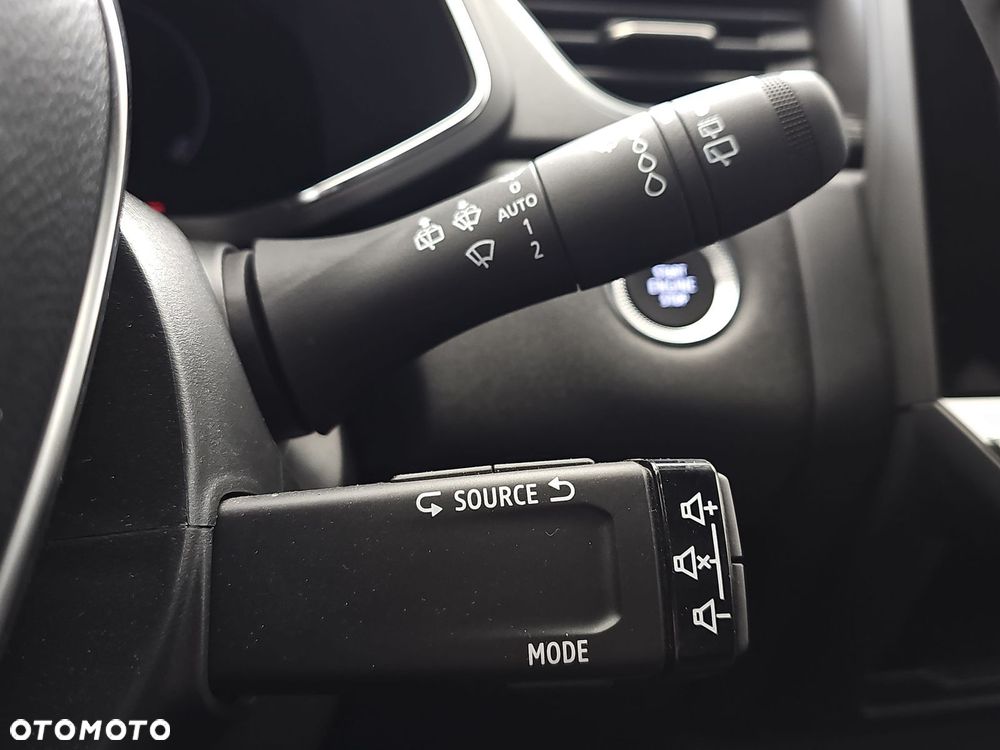 Renault Captur 1.0 TCe Techno - 16