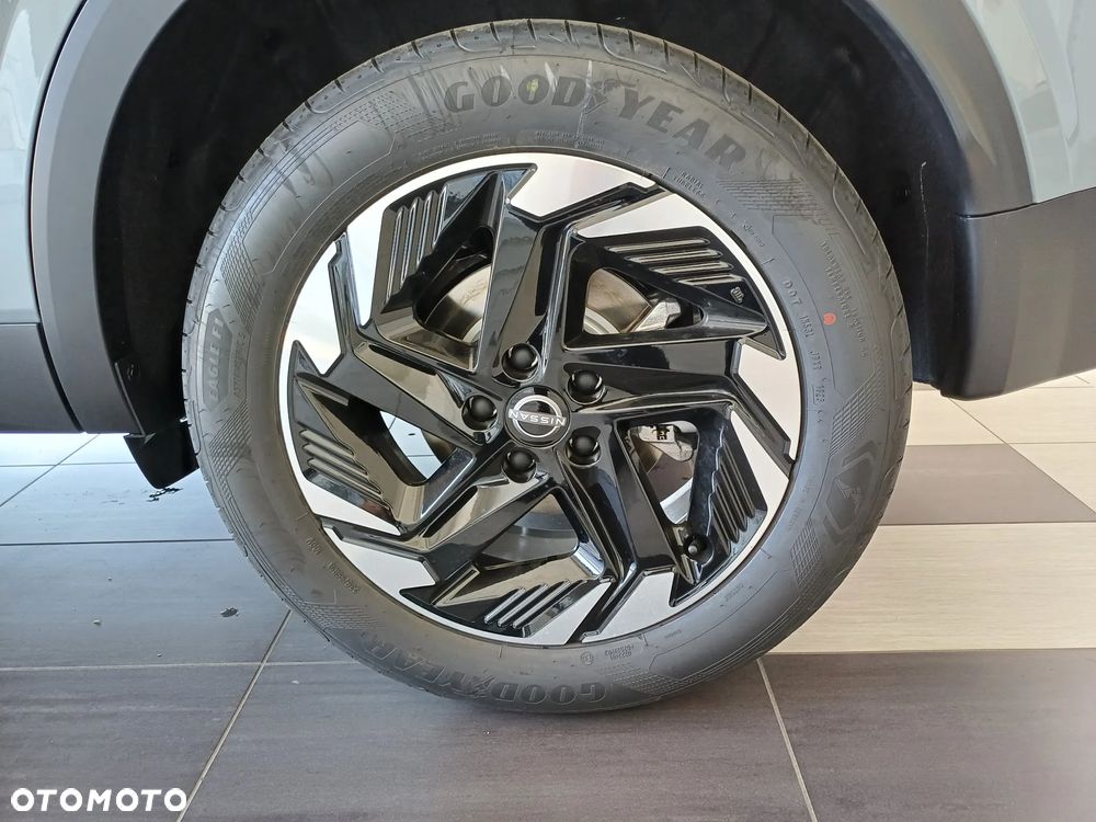 Nissan Qashqai 1.3 DIG-T mHEV N-Connecta Xtronic - 14