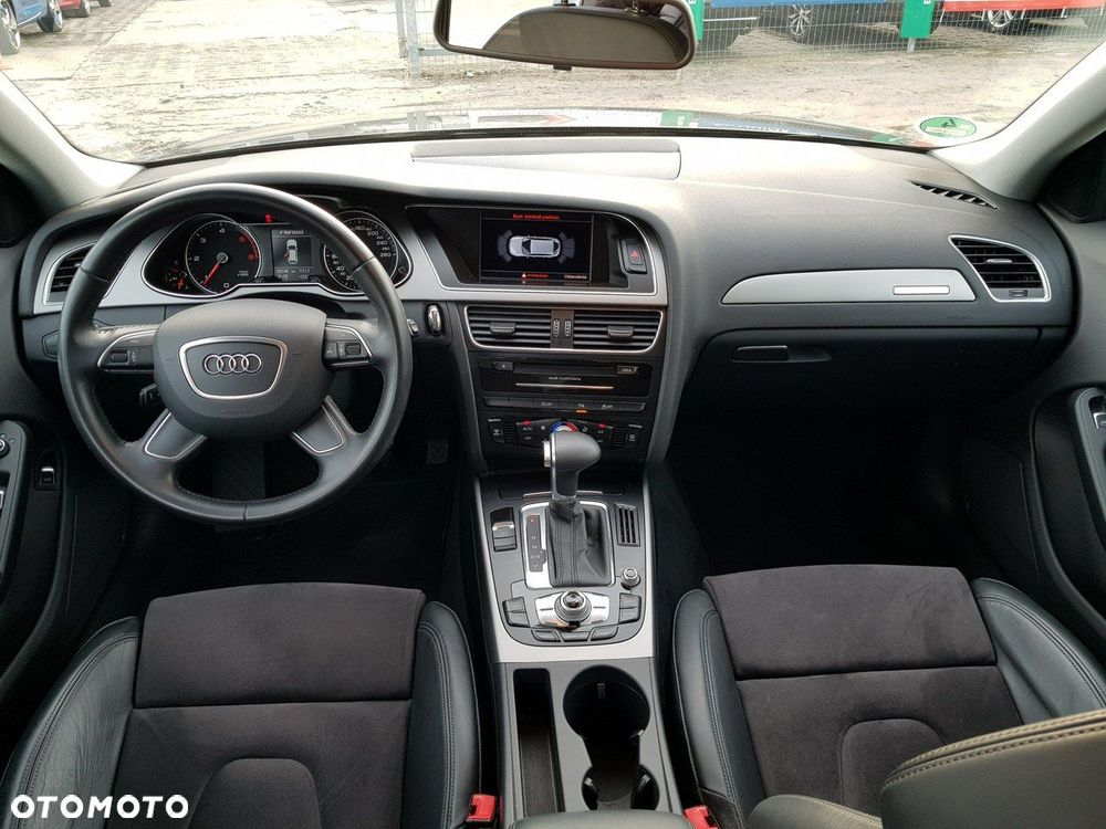 Audi A4 Allroad - 12