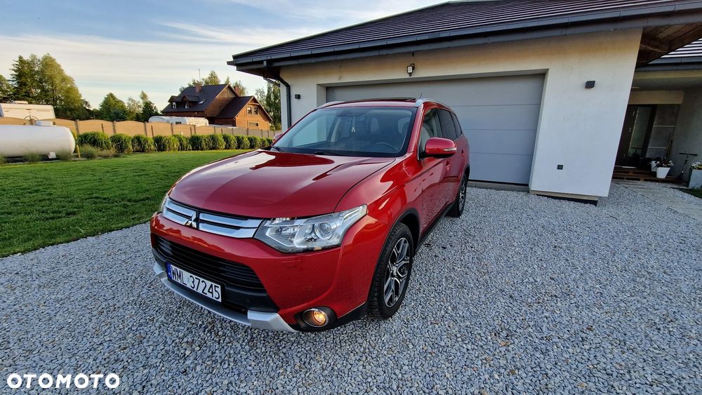 Mitsubishi Outlander 2.2 DID Intense + - 23