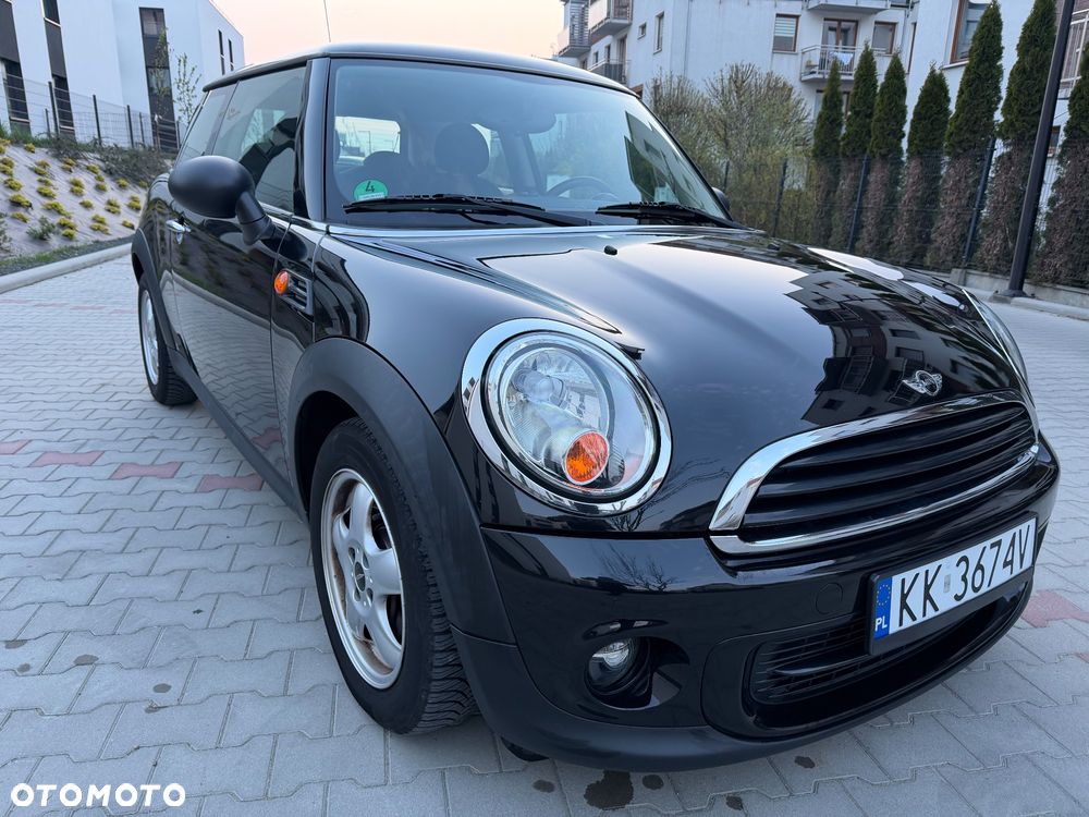 MINI ONE - 8