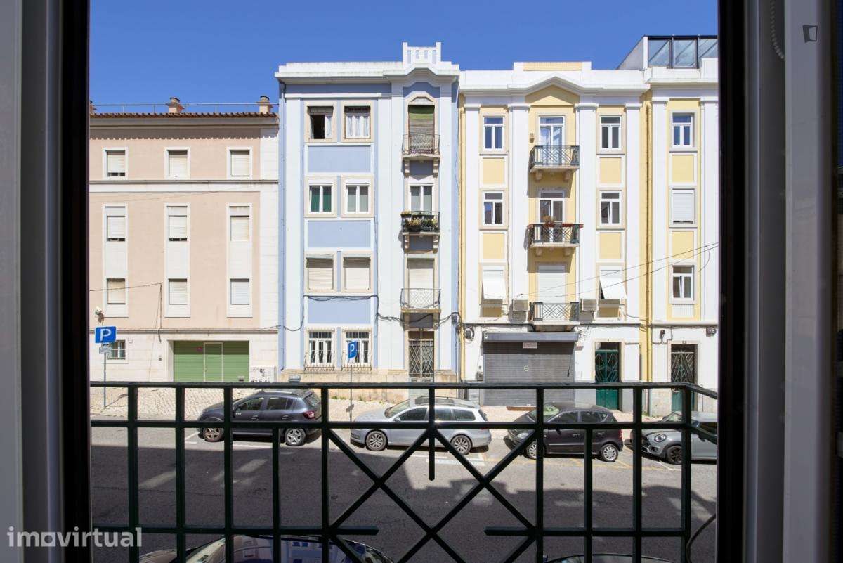 Quarto - localizado em Entrecampos Lisbon - Grande imagem: 5/23