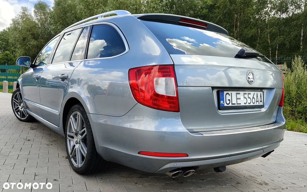 Skoda Superb 3.6 FSI 4x4 Elegance DSG - 9