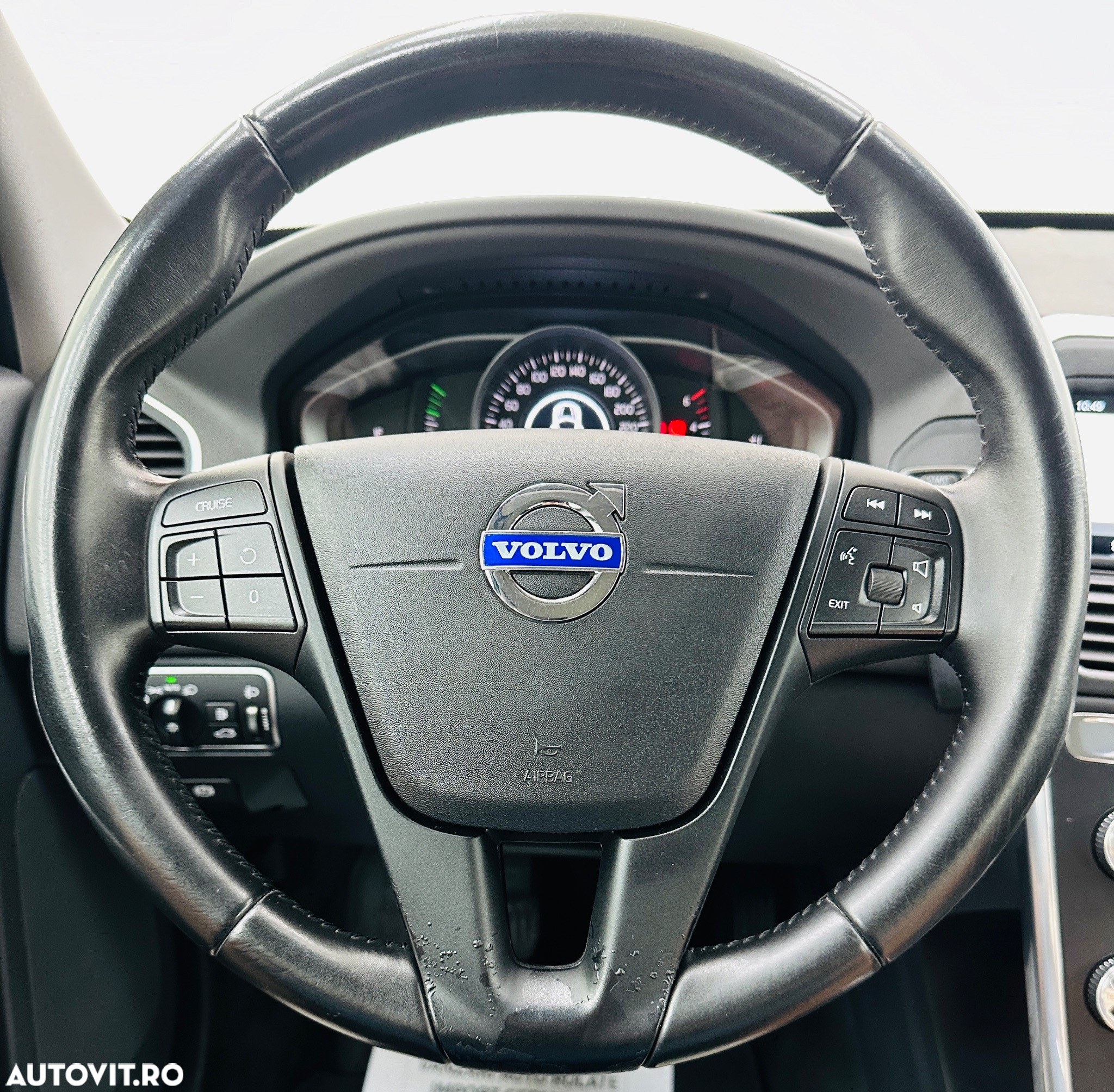 Volvo XC 60 - 31