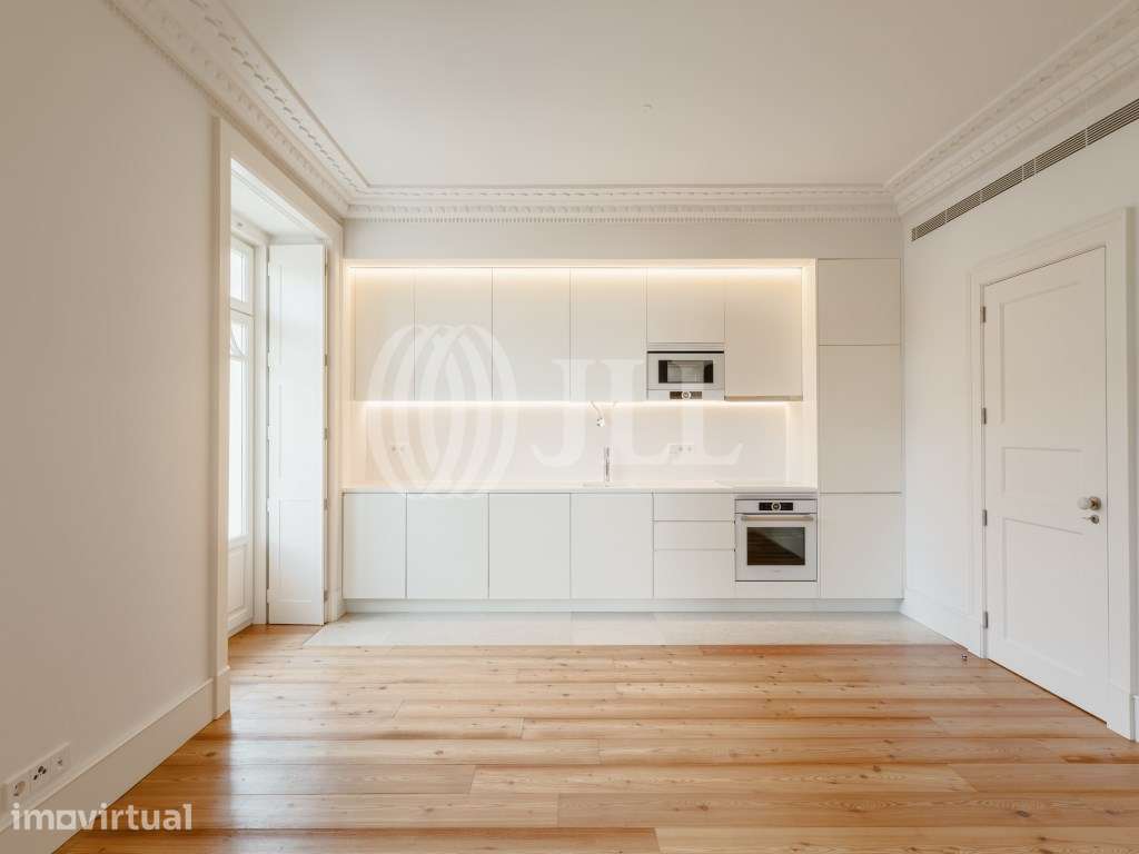 Apartamento T2 com garagem, Avenida da República, Lisboa - Grande imagem: 4/26