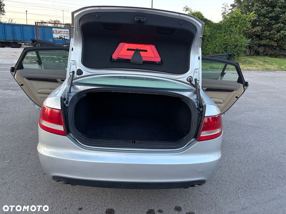 Audi A6 Avant 2.0 TDI - 9