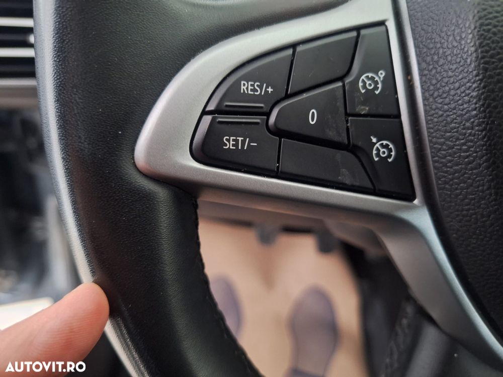 Dacia Logan TCe 90 MT6 Prestige+ - 27