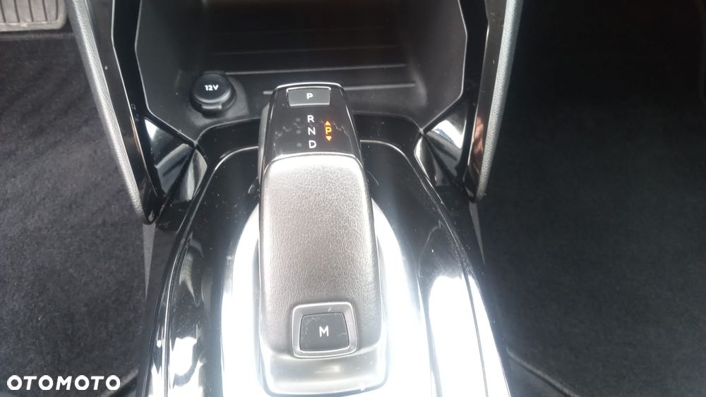 Peugeot 208 PureTech 100 EAT8 Active Pack - 16