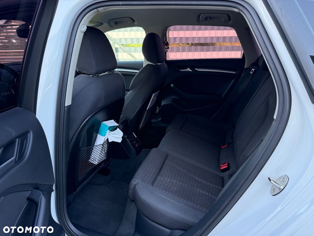 Audi A3 Sportback 1.6 TDI - 7