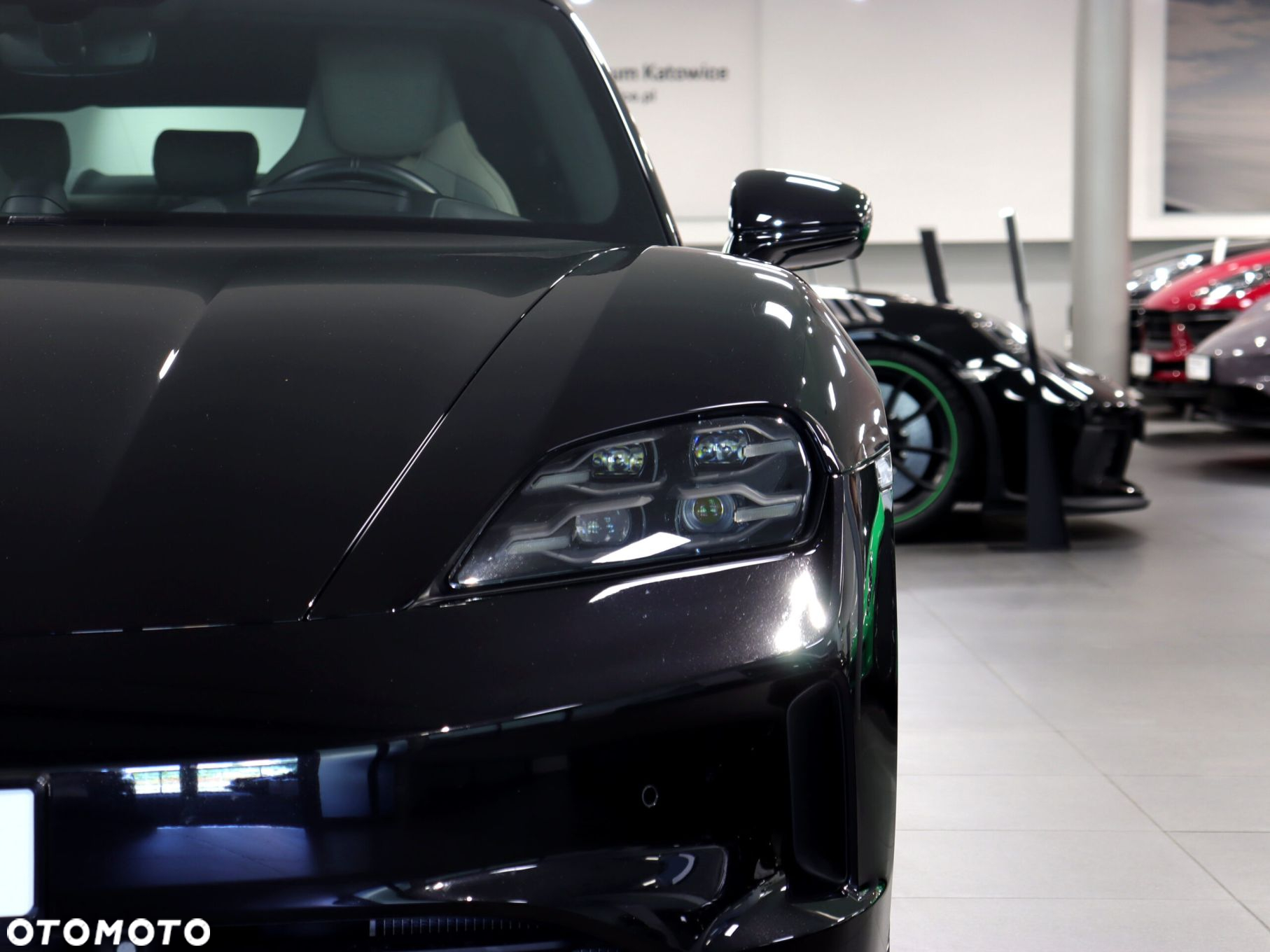 Porsche Taycan - 9