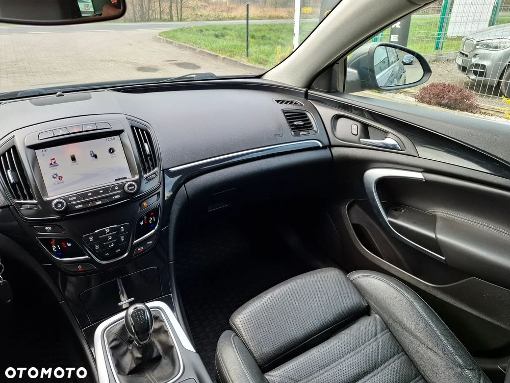 Opel Insignia 2.0 CDTI Cosmo S&S - 17