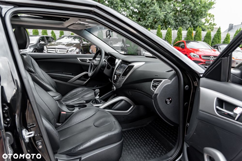 Hyundai Veloster 1.6 GDI Premium - 27