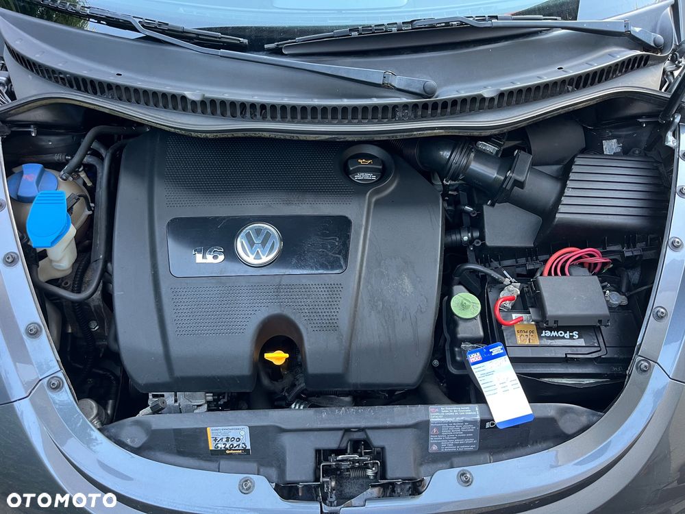 Volkswagen New Beetle 1.6 - 14