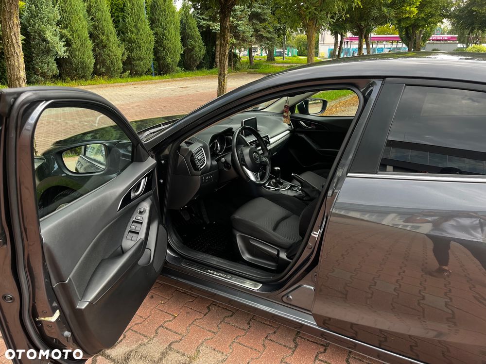 Mazda 3 - 4