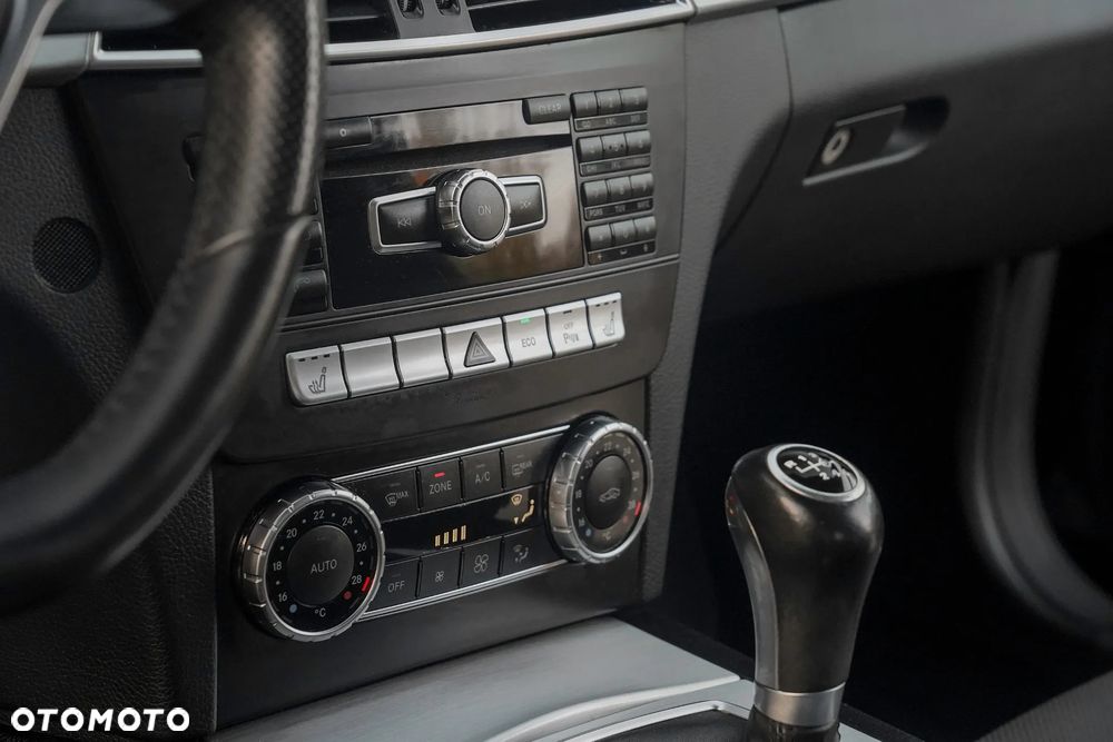 Mercedes-Benz Klasa C - 12