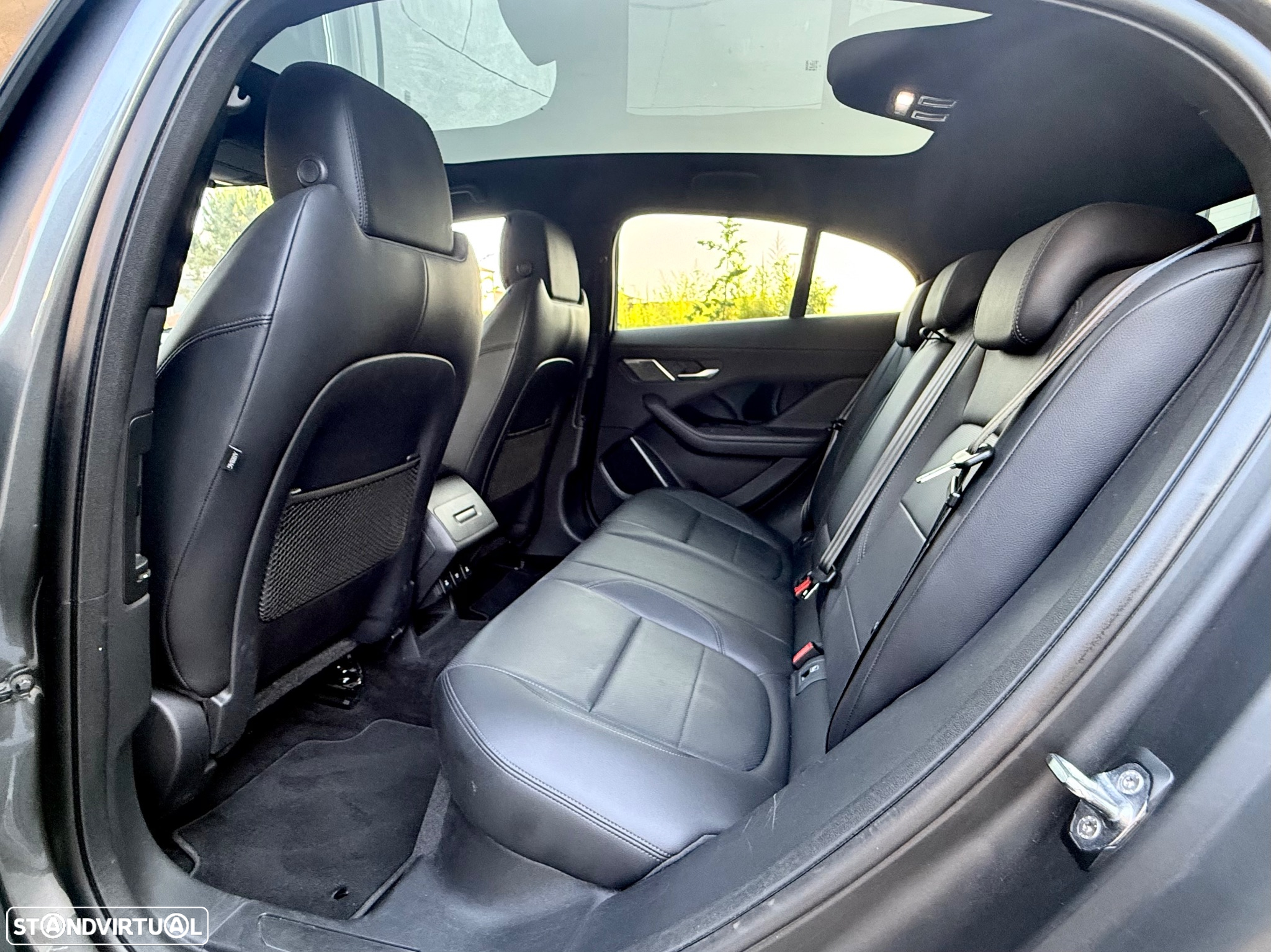 Jaguar I-Pace EV400 AWD S - 8