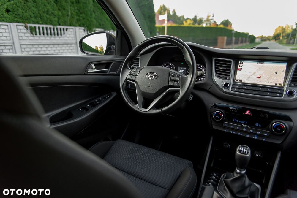 Hyundai Tucson 1.7 CRDI BlueDrive Comfort 2WD - 36