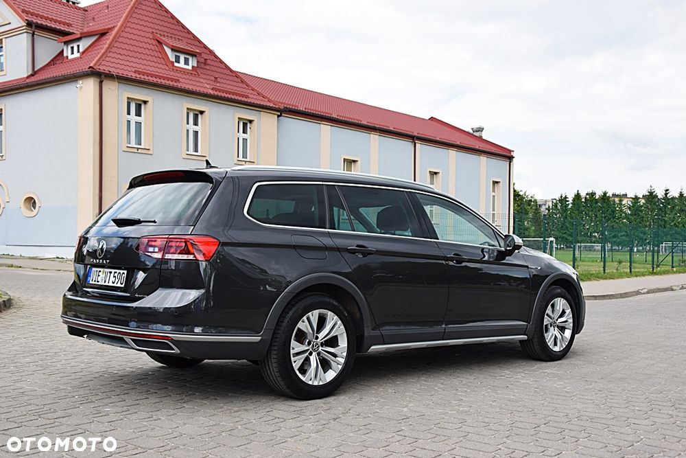 Volkswagen Passat Alltrack 2.0 TDI SCR DSG 4Motion - 7
