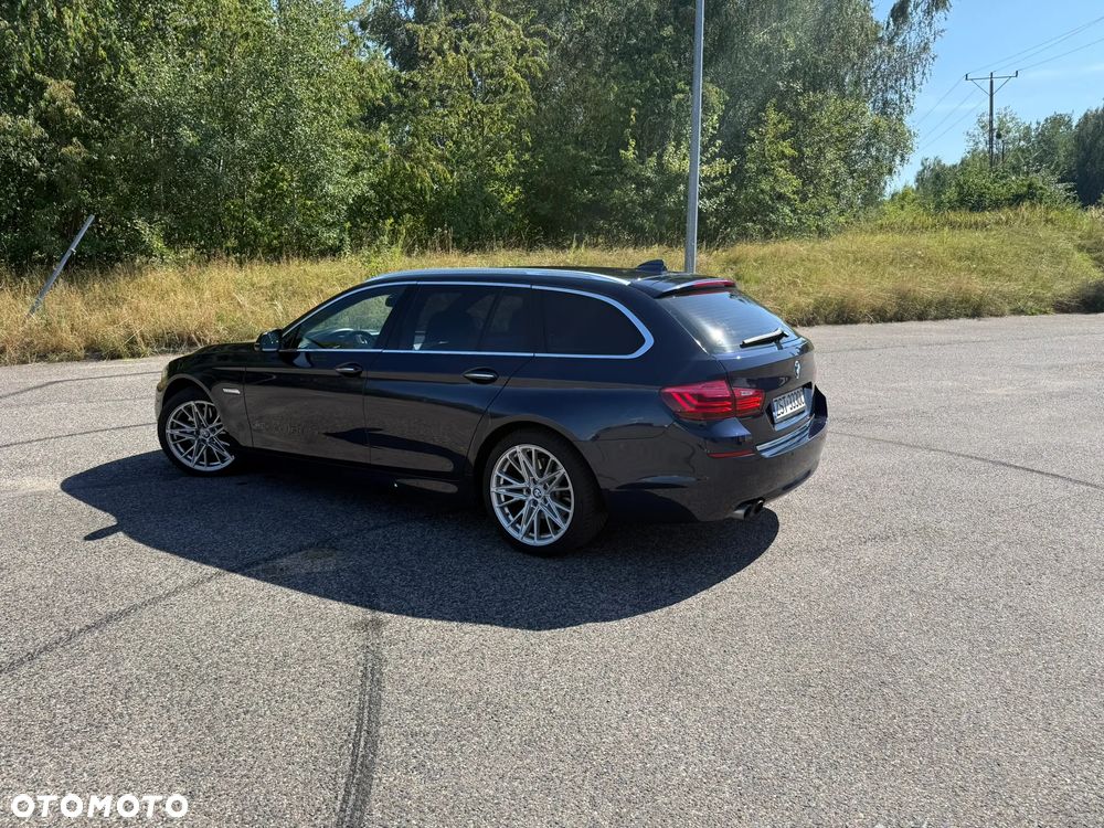 BMW Seria 5 525d Luxury Line - 6
