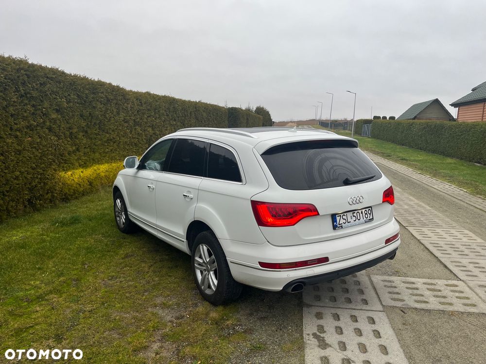 Audi Q7 - 1