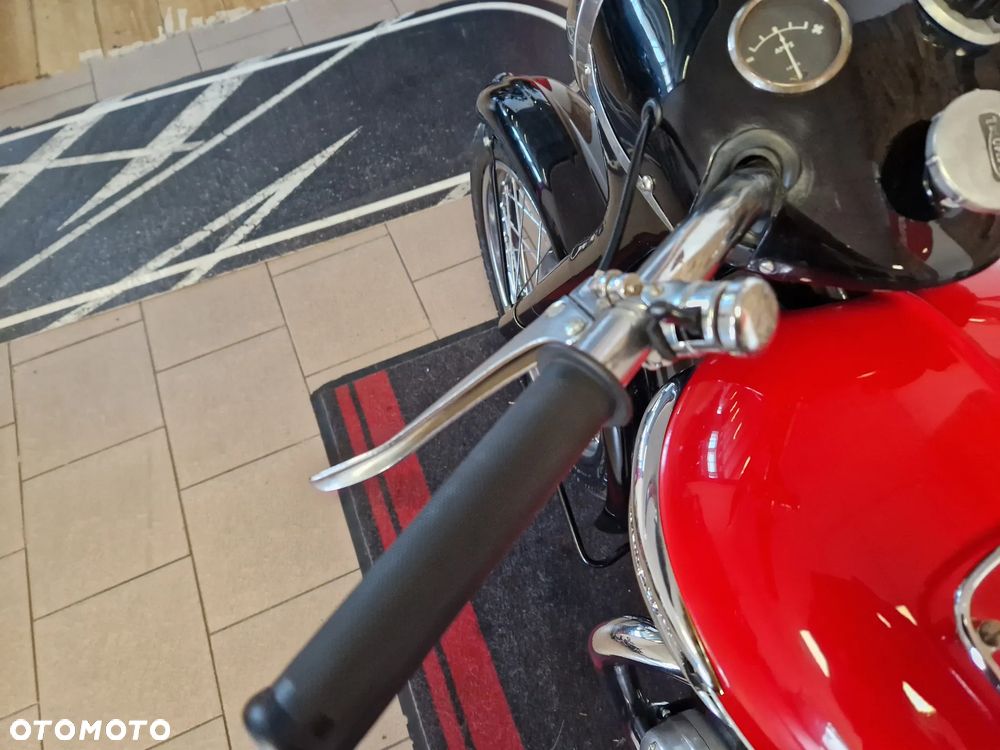 Triumph Speed Twin - 17