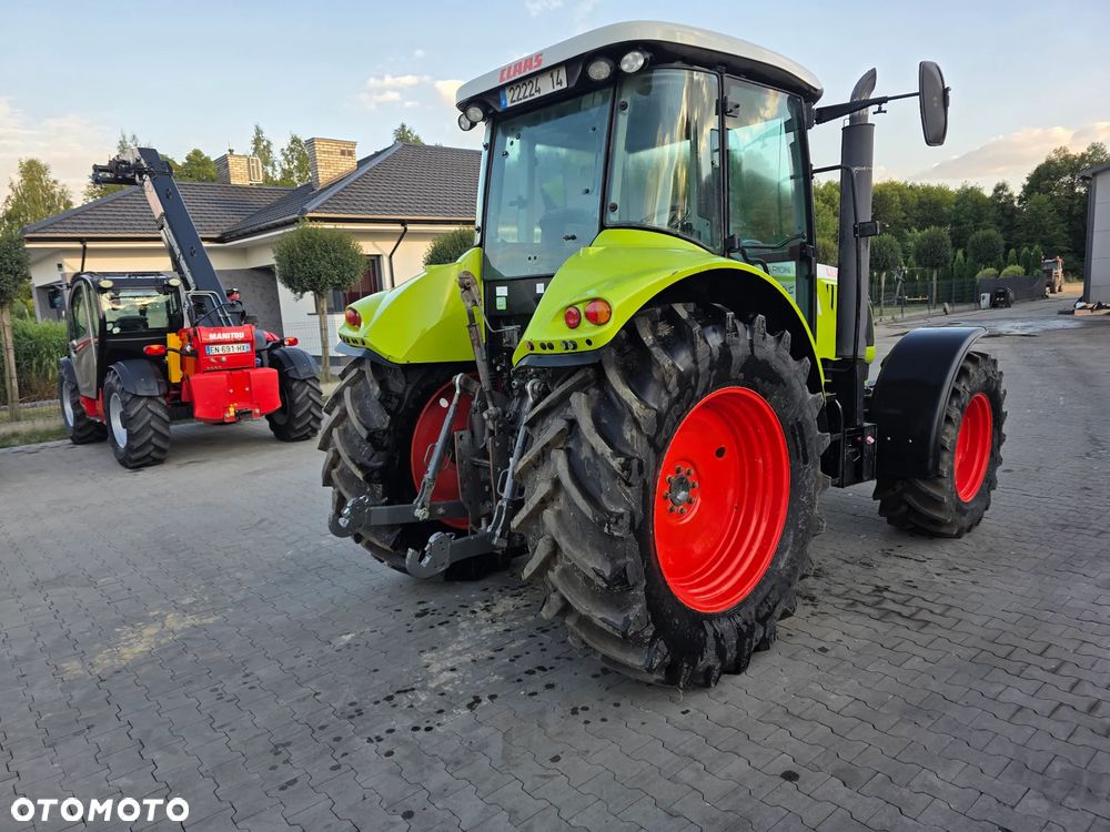 Claas Arion 620C - 2