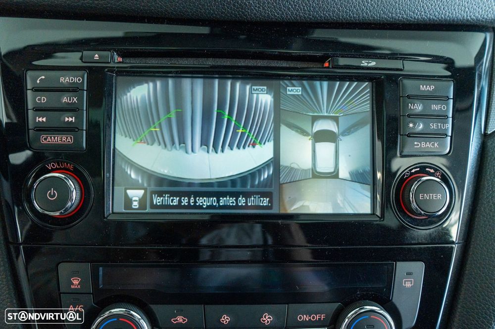 Nissan Qashqai 1.5 dCi N-Connecta - 13