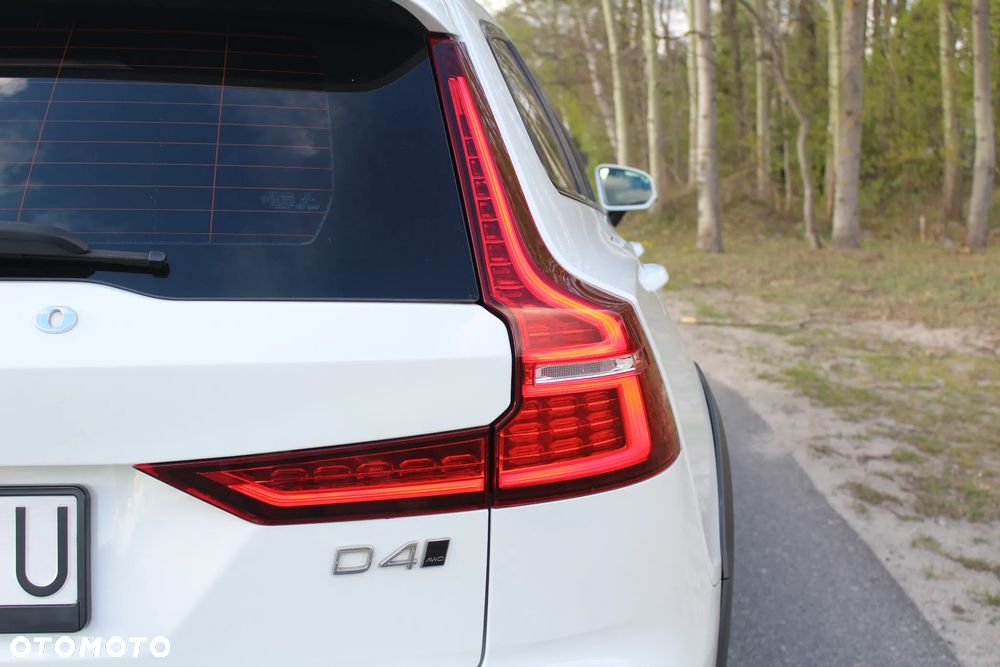 Volvo V60 Cross Country D4 AWD Geartronic - 15