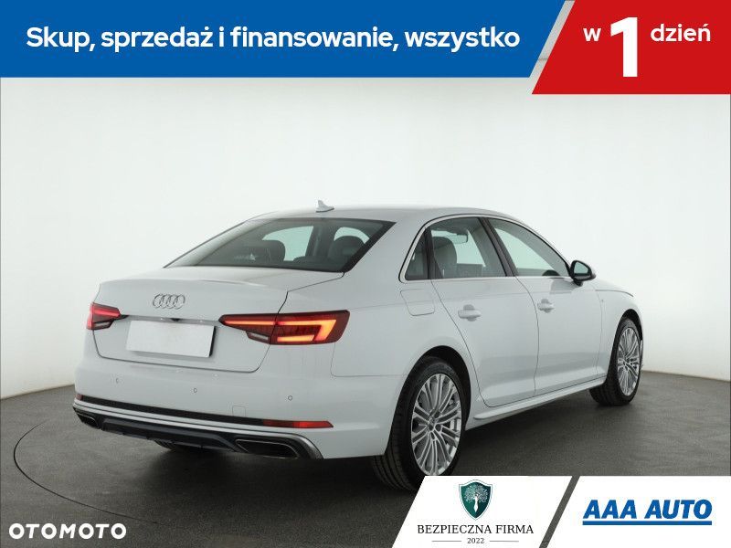 Audi A4 Limousine - 6
