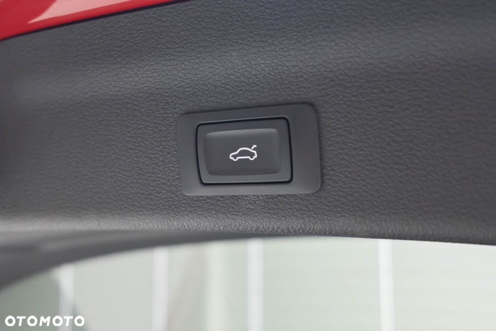 Audi A6 Avant 55 TFSI e quattro S tronic S line - 37