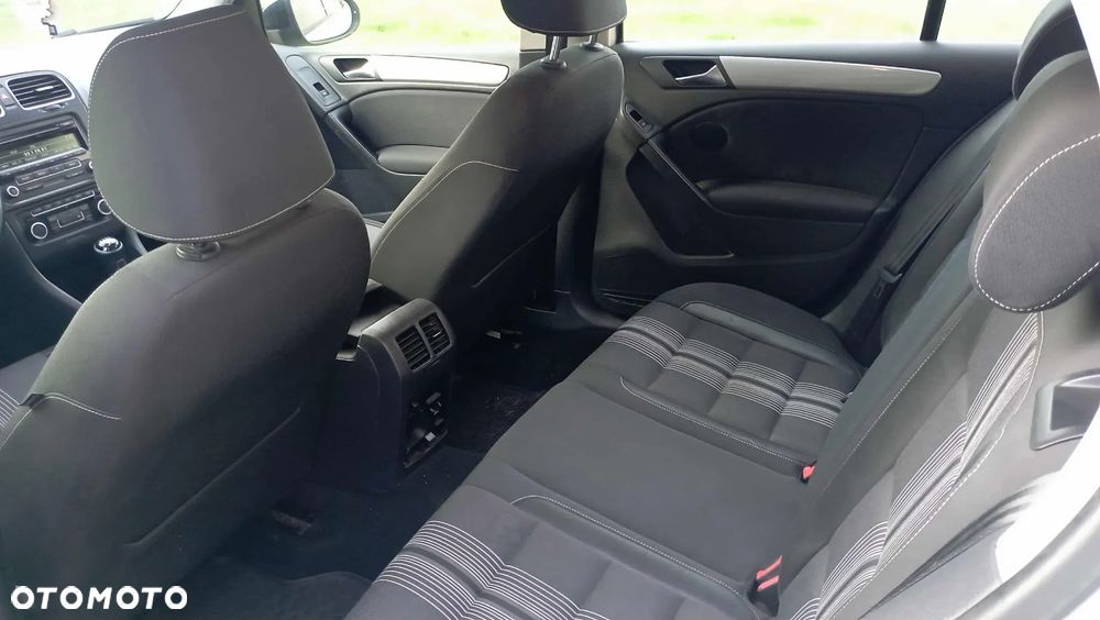 Volkswagen Golf VI 1.6 TDI BlueMot Comfortline - 4