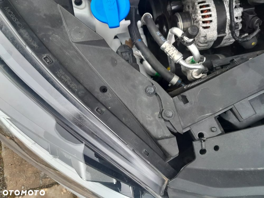 Kia Ceed 1.5 T-GDI OPF GT Line - 9