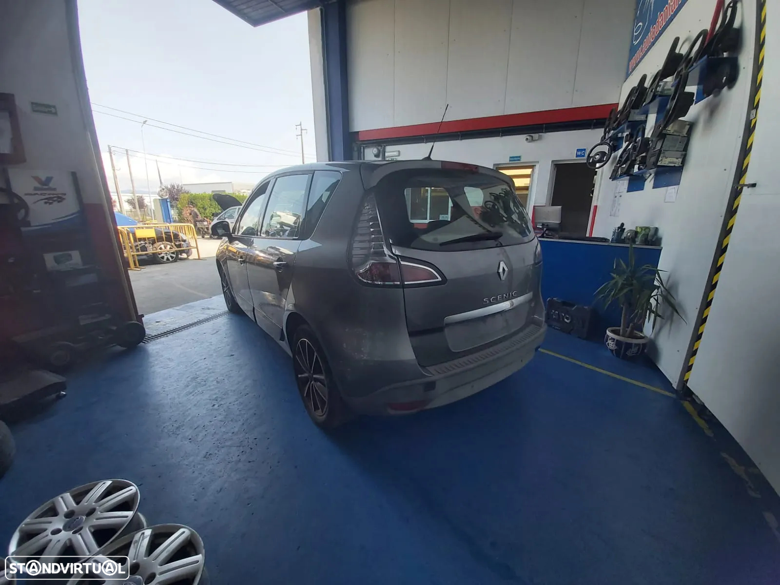 Renault Scenic 1.5 DCI  CAIXA AUTOMÁTICA  de 2009 a 2016 - 2