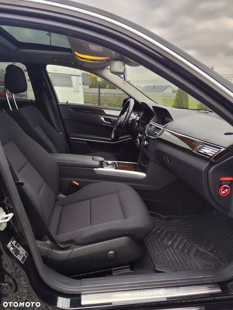 Mercedes-Benz Klasa E - 29