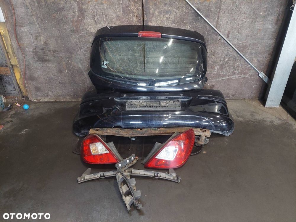 KOMPLETNY TYŁ KLAPA BAGAŻNIKA ZDERZAK TYŁ LAMPY OPEL CORSA D Z20R - 1