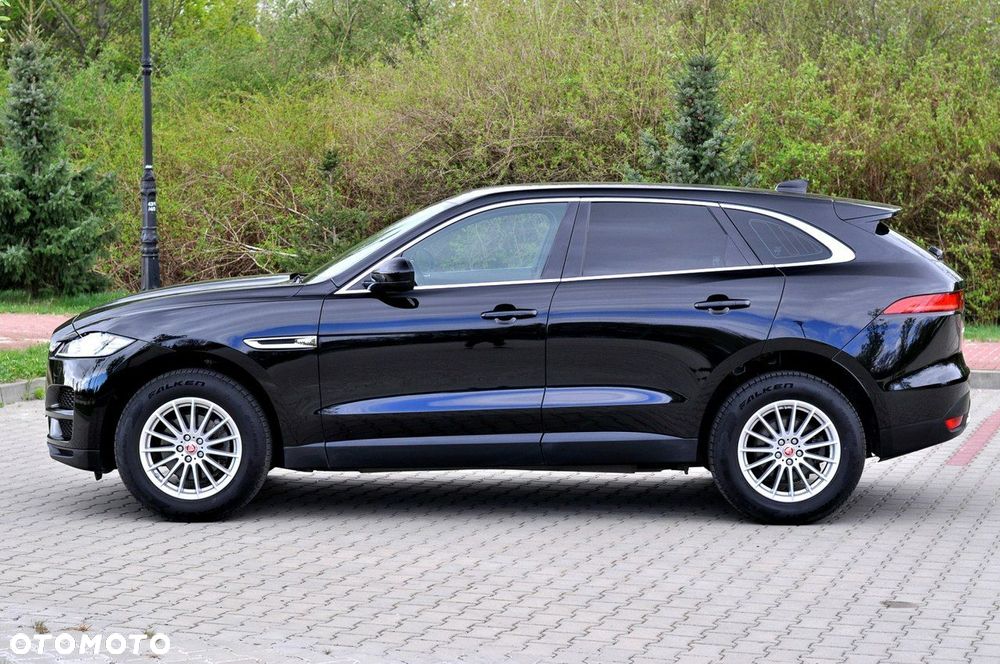 Jaguar F-Pace 20d Portfolio - 4