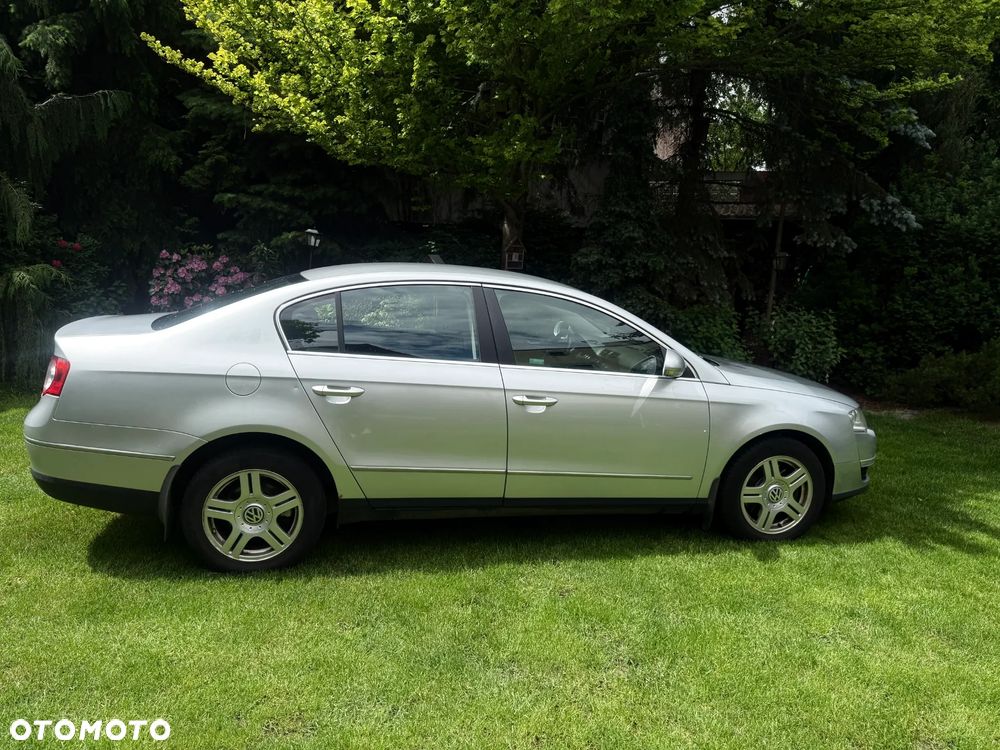 Volkswagen Passat 2.0 TDI DPF Comfortline DSG - 5